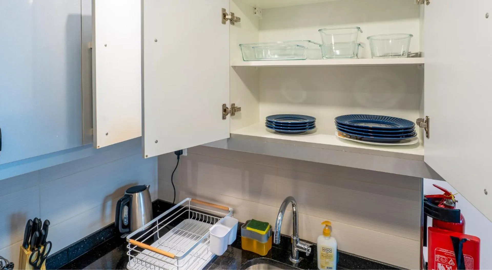 Downtown 2Bhk Family Retreat Apartment Dubai