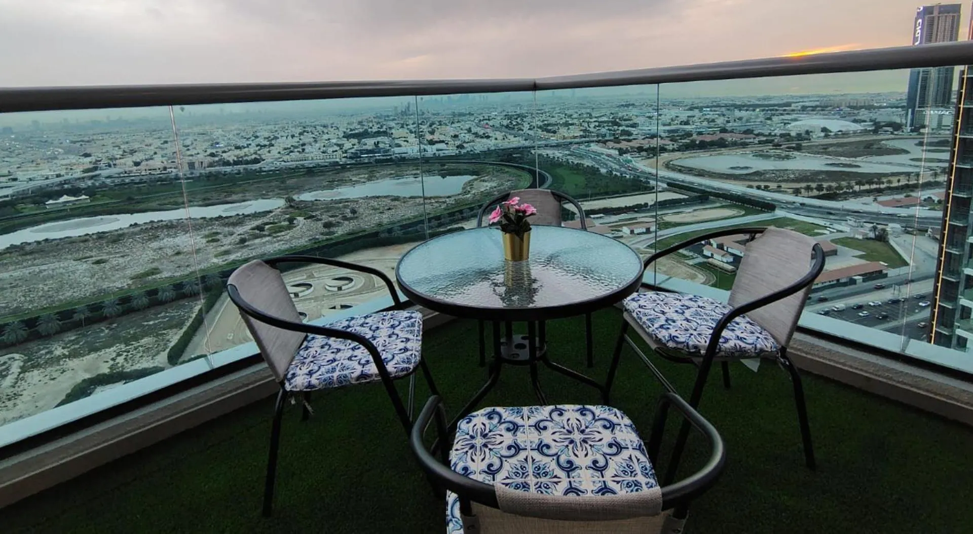 Downtown 2Bhk Family Retreat Apartment Dubai United Arab Emirates