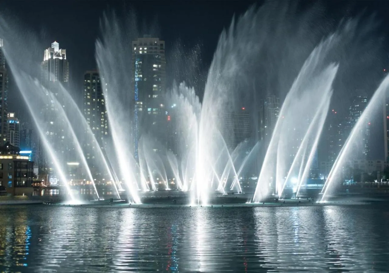 Downtown 2Bhk Family Retreat Apartment Dubai