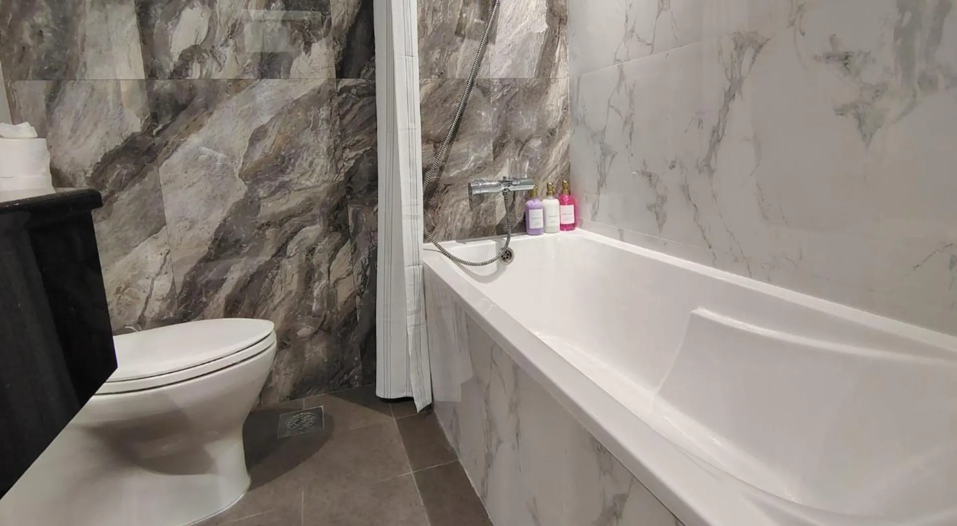 Downtown 2Bhk Family Retreat Apartment Dubai United Arab Emirates
