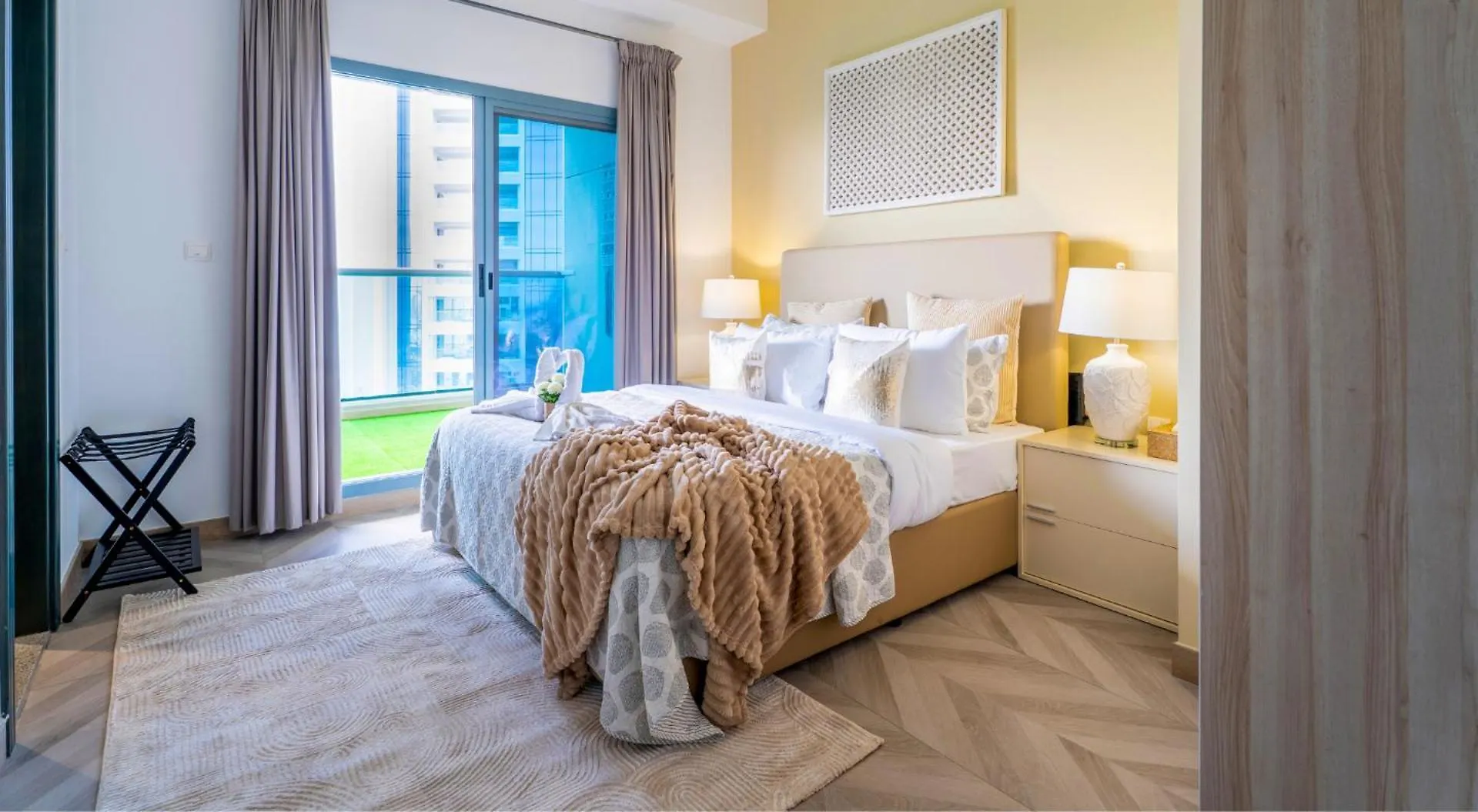 Downtown 2Bhk Family Retreat Apartment Dubai United Arab Emirates