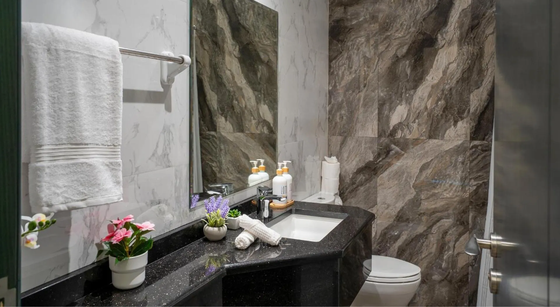 Downtown 2Bhk Family Retreat Apartment Dubai 0*,